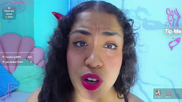 Chat +18 de cristal_horny19 ao vivo