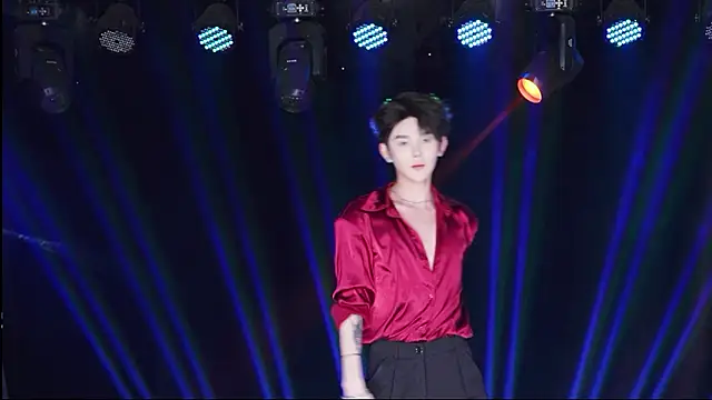 Chat XXX ao vivo de AOA-boy