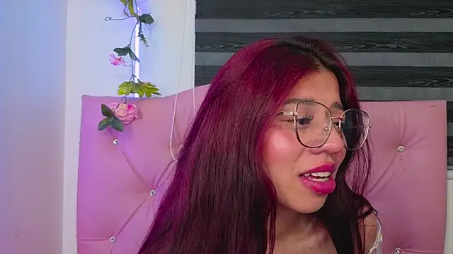 Chat +18 de its_raquelle ao vivo