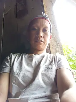 Heli_pusy 现场XXX聊天