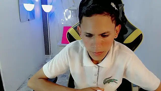 Chatroom XXX en direct de sombra_18