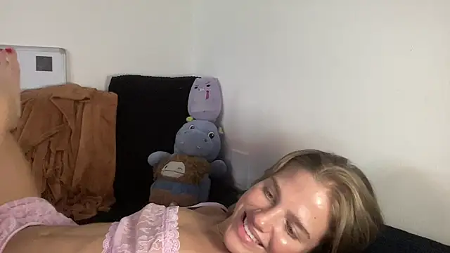 sweetceeme Chat XXX in diretta