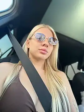 NewLale Adlı Modelin Canlı XXX Sohbeti