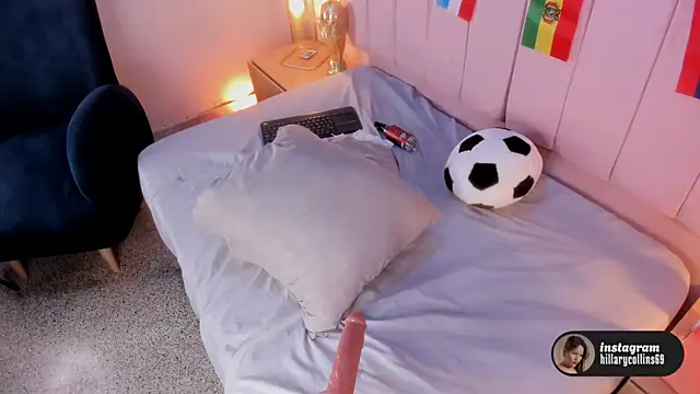 Hillary_Collins1 XXX чат на живо