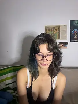 sukulaurens live XXX chat