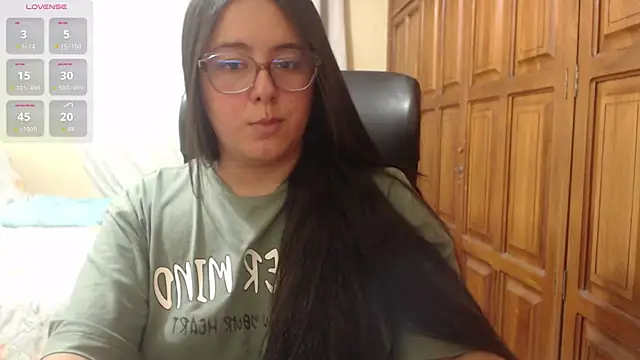 Chat +18 de Venus_cat_ ao vivo