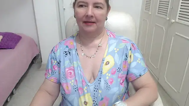 leonela_69 Chat XXX in diretta
