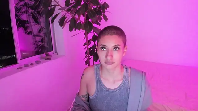vandalovee_'s Live XXX Chat