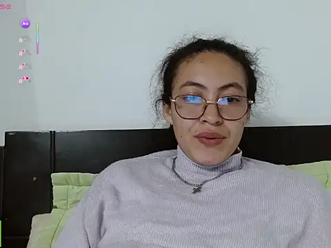 Amitlu_ Chat XXX in diretta
