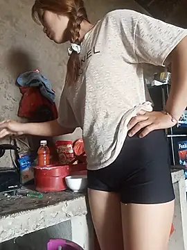 Živý XXX chat GiniEi