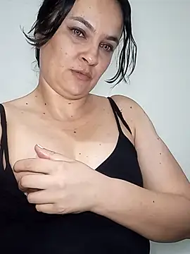 megan_milf79: онлайн-секс-чат
