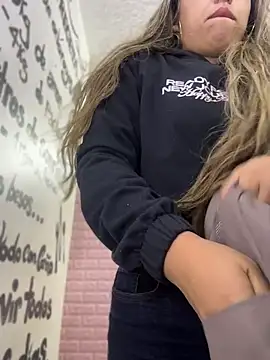 Živý XXX chat zahra_Jalid