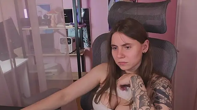 Chatroom XXX en direct de _AnnaStark_