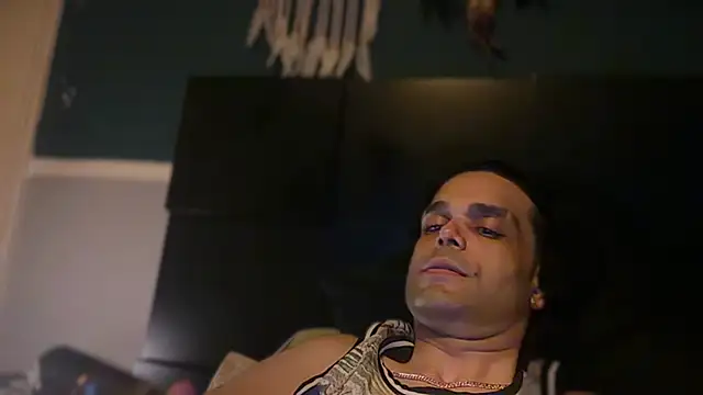 icebergslim281 live XXX chat