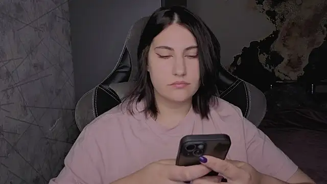 צ'אט XXX בשידור חי של dj_eban_