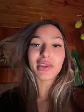 AliceStone19's Live XXX Chat