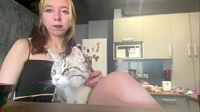 RejectedOrigami_'s Live XXX Chat