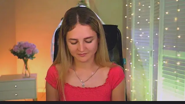 XXX chat uživo modela DeboraLarson