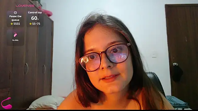 MadieeLorez Live XXX-Chat