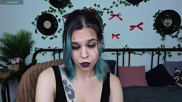 Czat XXX na żywo – LiraBelle