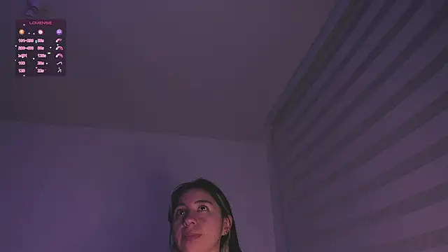 K2xxKrawln Live XXX chat