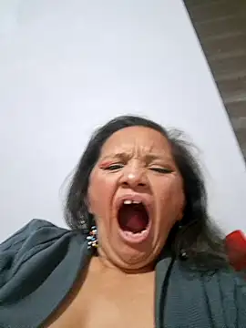 Alexa_montiel লাইভ XXX চ্যাট