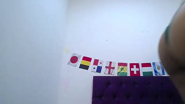 Little18Doll 라이브 XXX 채팅