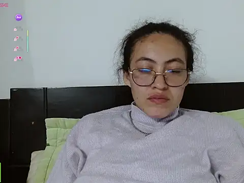 Amitlu_ Chat XXX in diretta