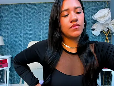 sofhia_lopez 即時 XXX 聊天