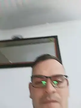 Онлайн чат XXX Edwin_Q