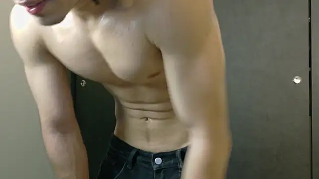 Chat XXX en directo de eren_jeager