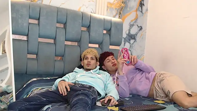 YOUNG_BOYS_HELL 라이브 XXX 채팅