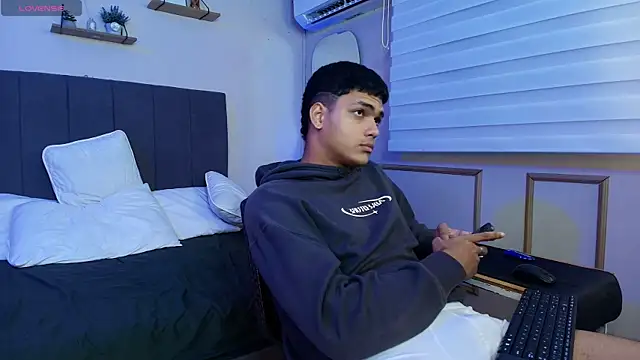 Thony_Big 라이브 XXX 채팅