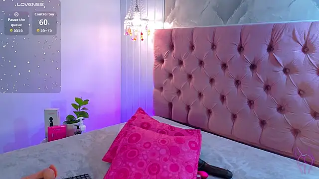 RenataPeach Live XXX-chat