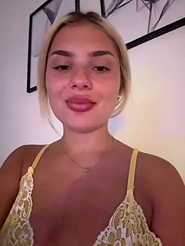 SelineMoon Live XXX-Chat