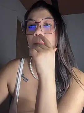 roldanmary Chat XXX in diretta