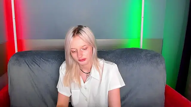 AlessaKiss Adlı Modelin Canlı XXX Sohbeti