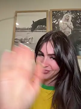 aus_queen élő XXX-chatje