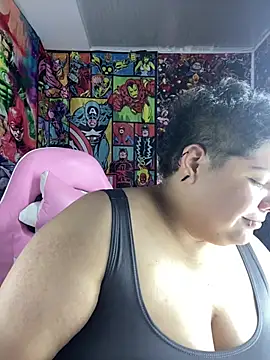 Chat XXX en directo de Hailey_Curvy