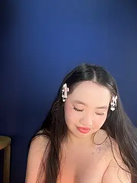 Asianpie_ élő XXX-chatje