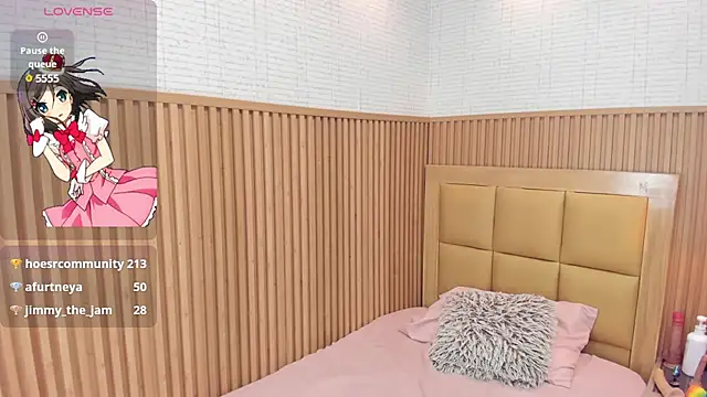 LOLAMAXI's Live XXX Chat