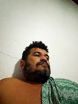 tarra122 Adlı Modelin Canlı XXX Sohbeti