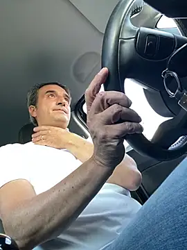 sasatimido: απευθείας συνομιλία ΧΧΧ