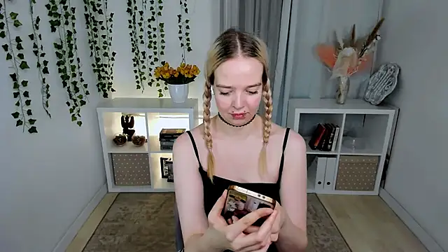 BellaMontgomery 라이브 XXX 채팅