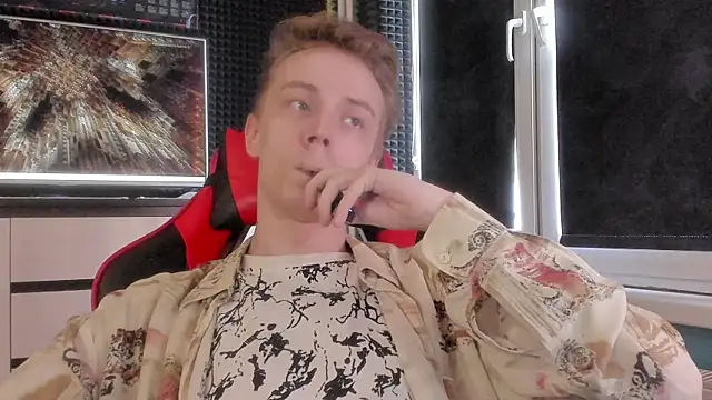 enker Live XXX Chat