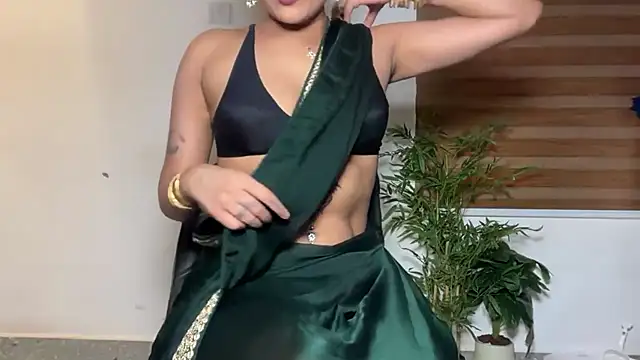 LucytheDevilQueen Chat XXX live