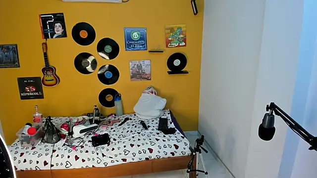 Chat +18 de lilithevil32 ao vivo