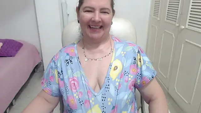 leonela_69's Live XXX Chat