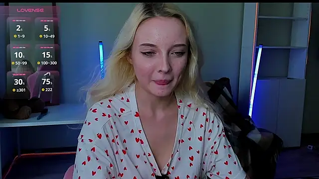 _CloudNine_ – Live XXX-chat