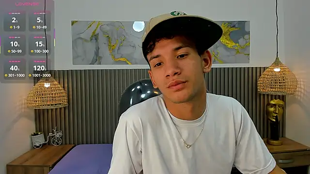 JDWhite18's Live XXX Chat
